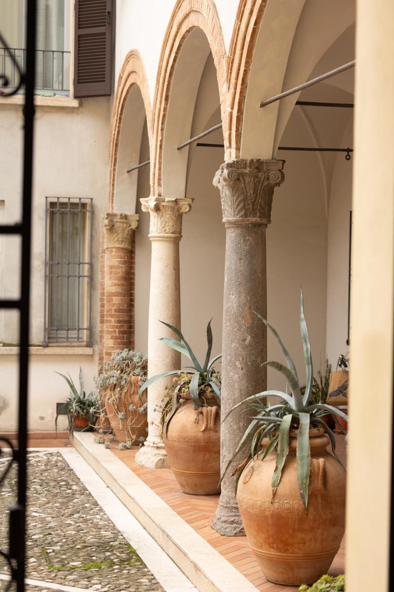 フォルリCasa Petrucci Centro Storicoアパートメント エクステリア 写真